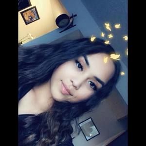 Meet your Posher, Desiree